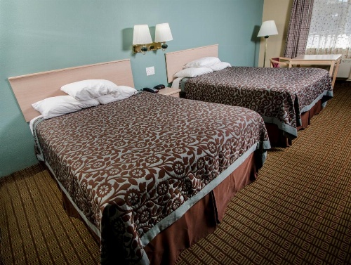 Days Inn by Wyndham Portland Central image 13