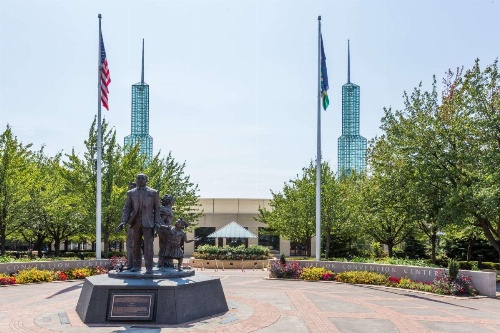 Days Inn by Wyndham Portland Central image 19