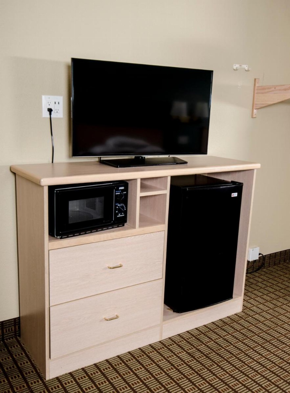 Days Inn by Wyndham Portland Central